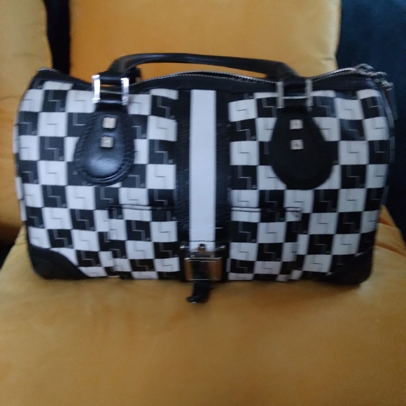 Lamp - Picture 2 of 4